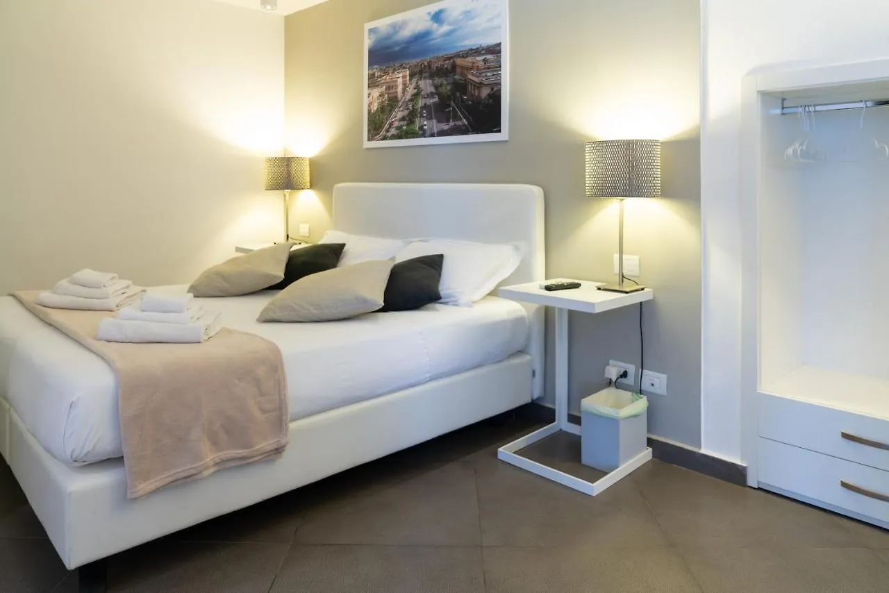 Le Stanze Di Piazza Cairoli Hotel Messina 3*,