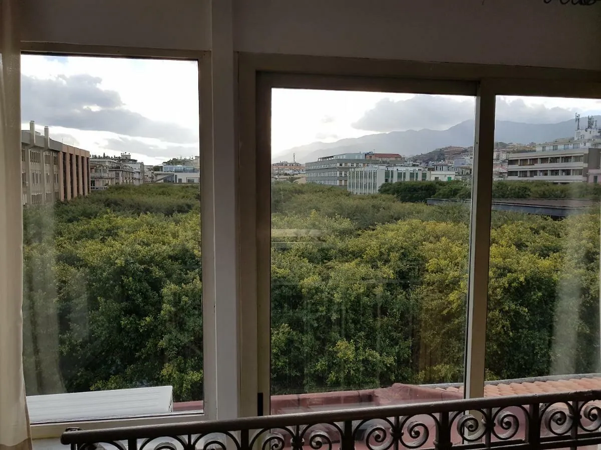 *** Guest house Le Stanze Di Piazza Cairoli Hotel Messina Italy