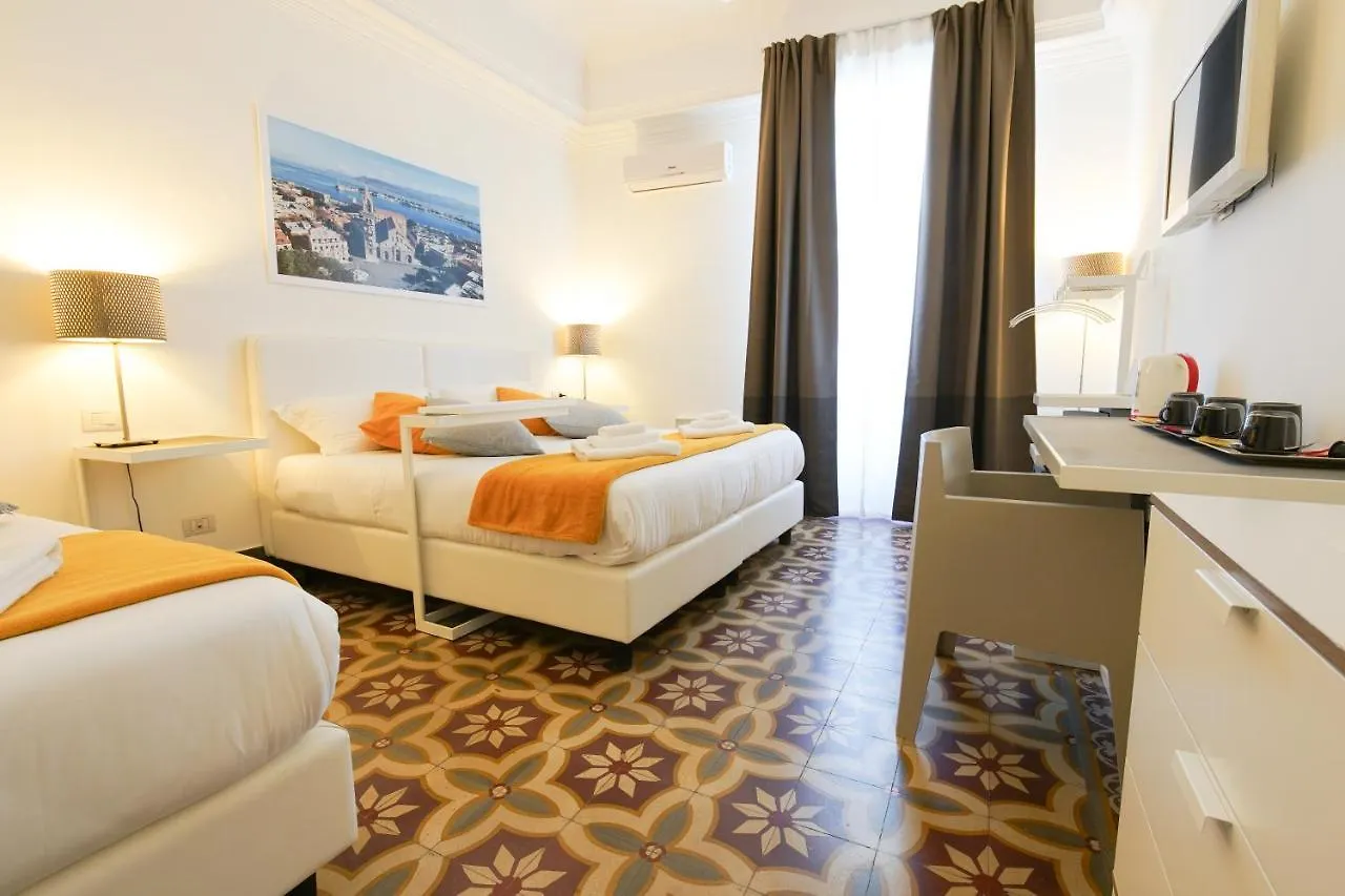 Le Stanze Di Piazza Cairoli Hotel Messina 3*,  Italy