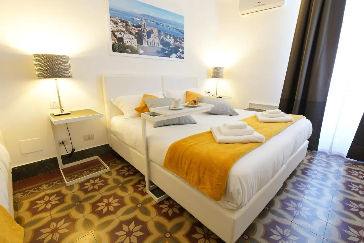 Le Stanze Di Piazza Cairoli Hotel Messina 3*,  Italy