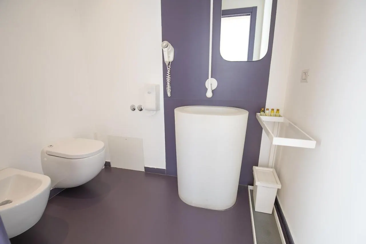 *** Guest house Le Stanze Di Piazza Cairoli Hotel Messina Italy
